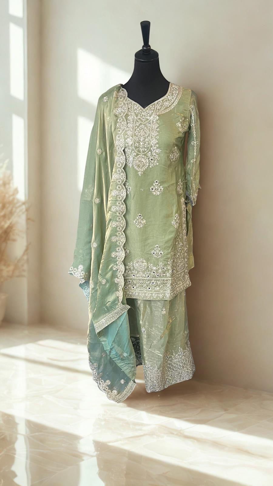 Salwar Kameez Pastel Noor