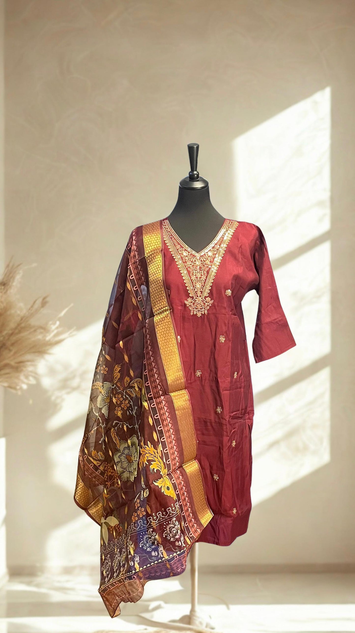 Salwar Kameez Ruby Heritage